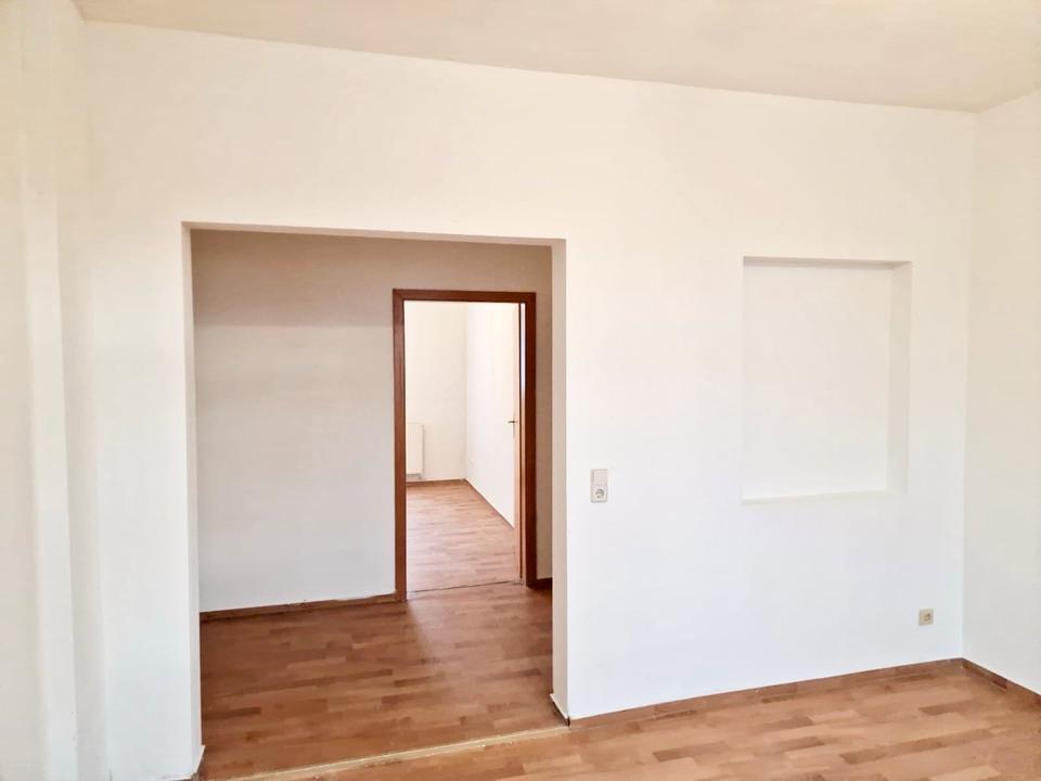 Thumbnail-Wunderschöne große 3-Zimmer Wohnung in Bestlage Arnstadt