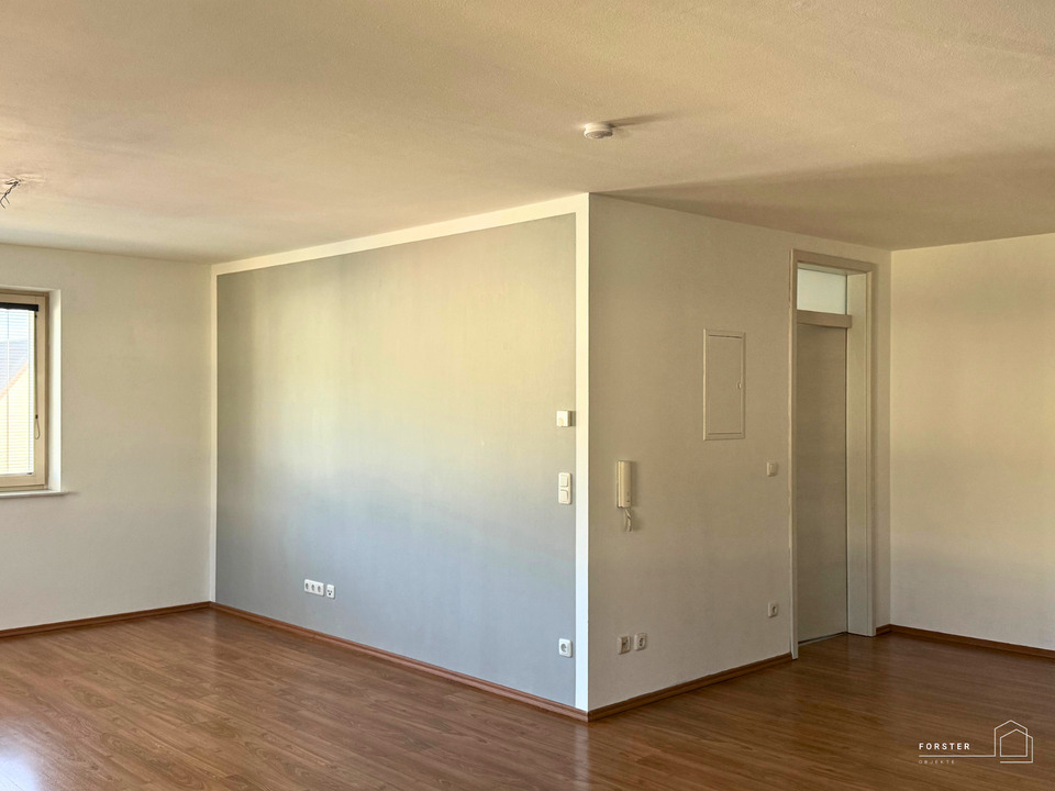 Thumbnail-Solide Kapitalanlage: 3-Zimmer-Wohnung mit EBK und Terrasse