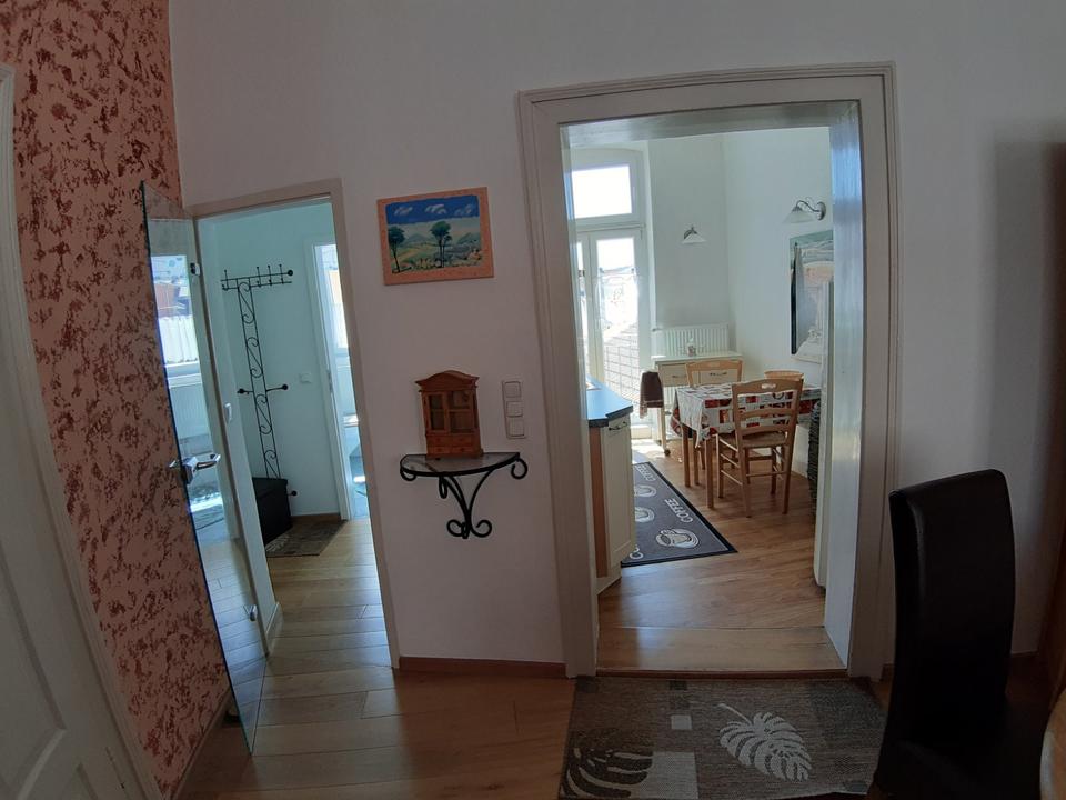 Thumbnail-Möblierte Altbauwohnung auf Zeit zu vermieten