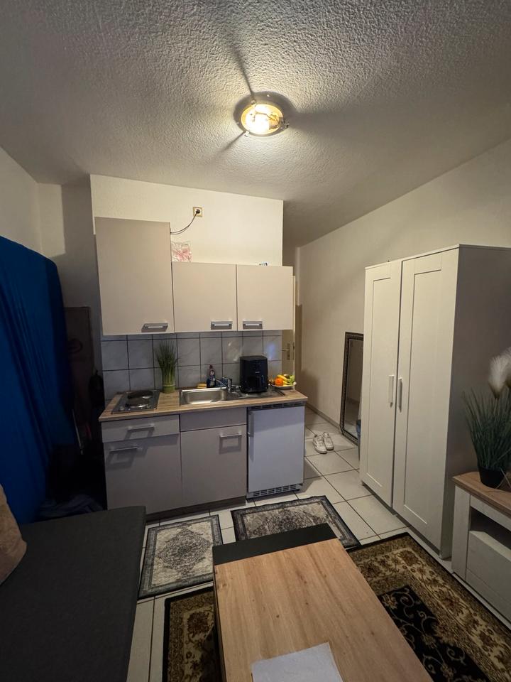 Thumbnail-Möblierte Einzimmerwohnung Köln Mühlheim