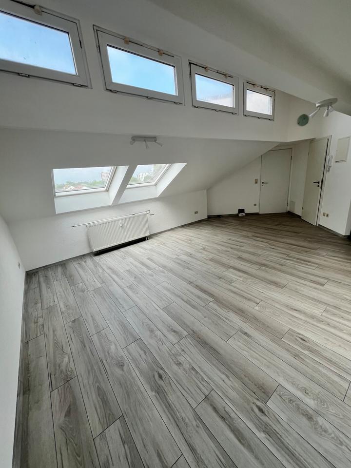 Thumbnail-2 Zimmer DG Wohnung mit Aufzug und Tiefgarage