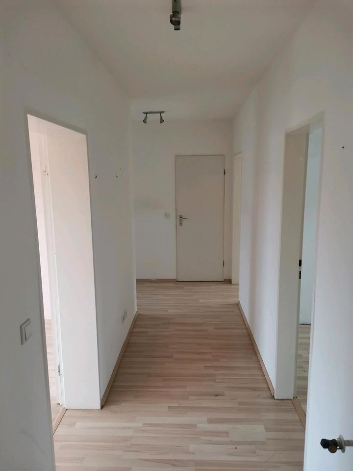 Thumbnail-HerberhausenDetmold 4 Zimmerwohnung