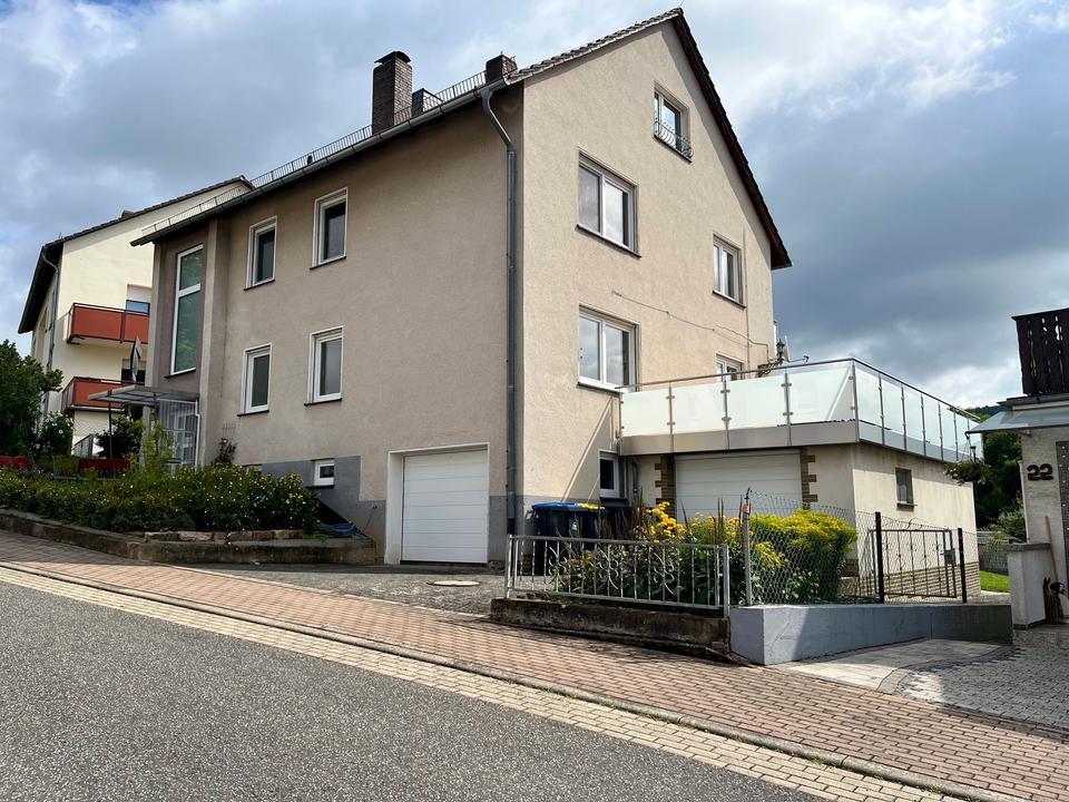 Thumbnail-Erdgeschosswohnung mit großem Balkon zu vermieten!