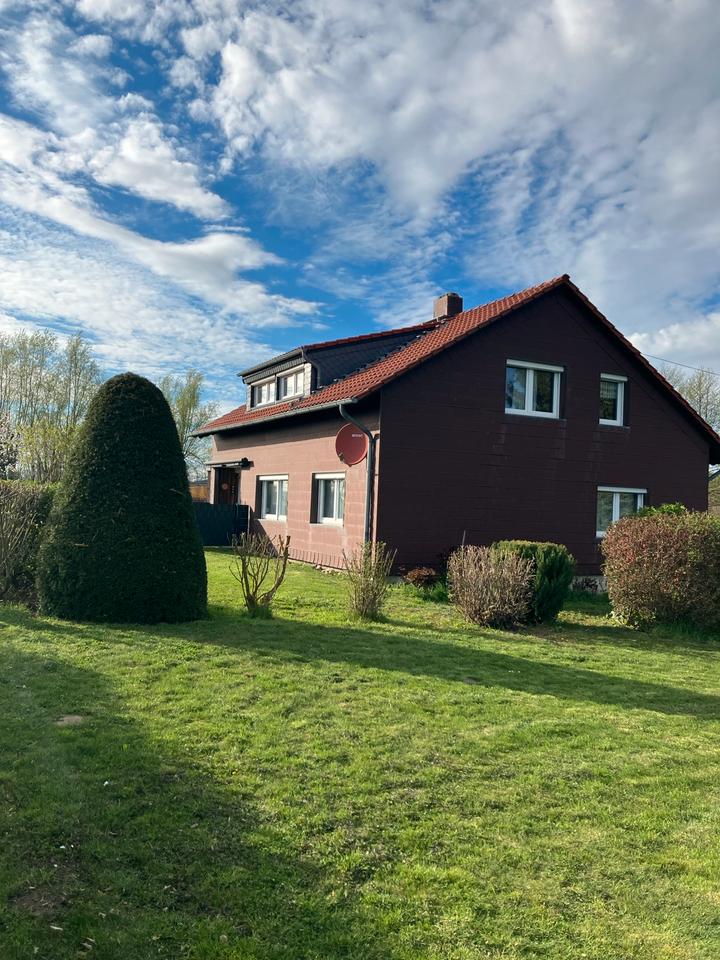 Thumbnail-Haus zu Vermieten (160 m2) mit Rasenfläche und Optional Garage(n)