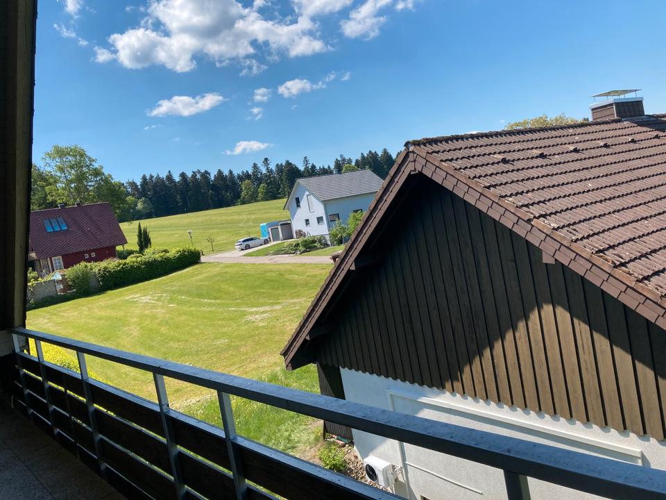 Thumbnail-Helle 1 Zimmer DG Wohnung mit Balkon