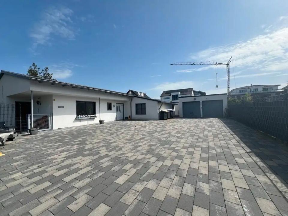 Thumbnail-Zwei moderne Bungalows auf 1.600m2 Grundstück