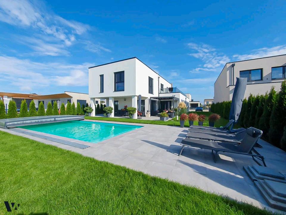 Thumbnail-Architekten-Designervilla, Ziegelmassivhaus, neuwertig