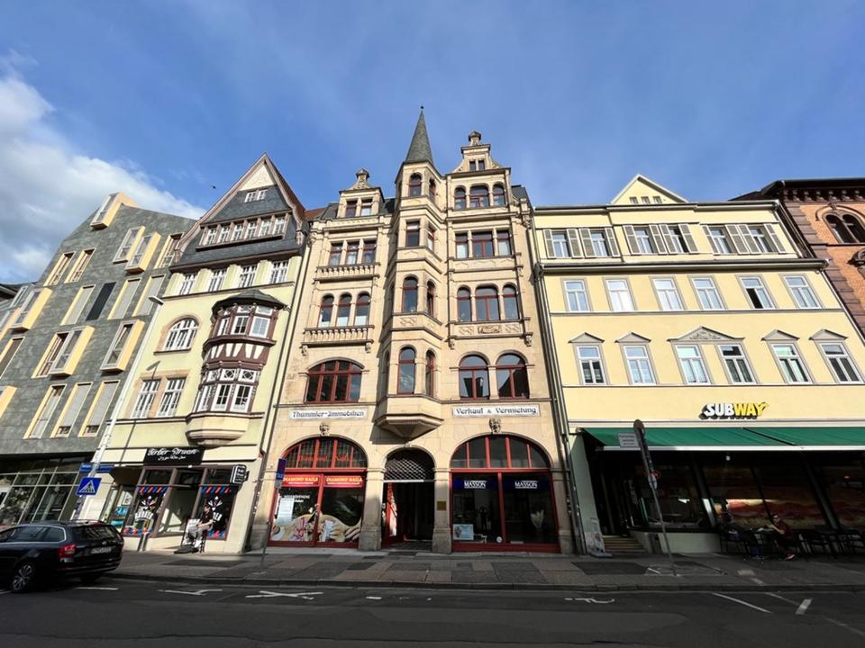 Thumbnail-großzügige 2 Raum- Wohnung mit Einbauküche in der Innenstadt