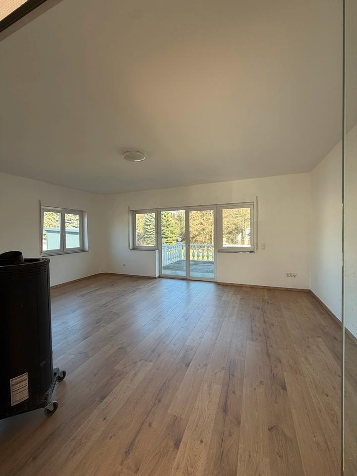 Thumbnail-Modernes Reihenhaus mit Kamin, 3 m Deckenhöhe & großer Terrasse