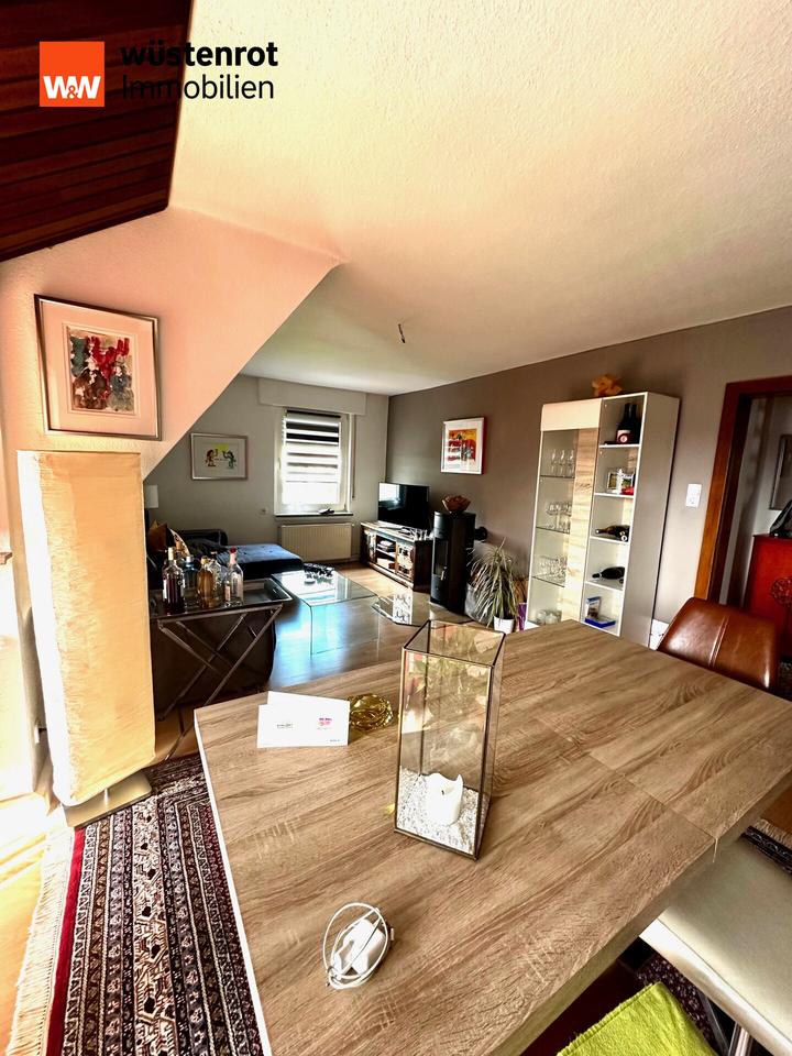 Thumbnail-3-Zimmer Wohnung in Menden (Rauherfeld) mit Loggia im 2 Familienhaus zu vermieten