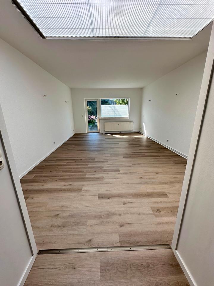 Thumbnail-Geräumige Erdgeschosswohnung mit Garten im Zentrum