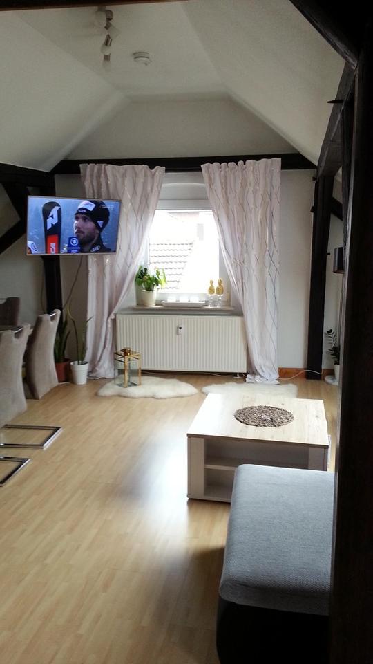 Thumbnail-Helle 1,5 Zi Wohnung, Garage, Garten