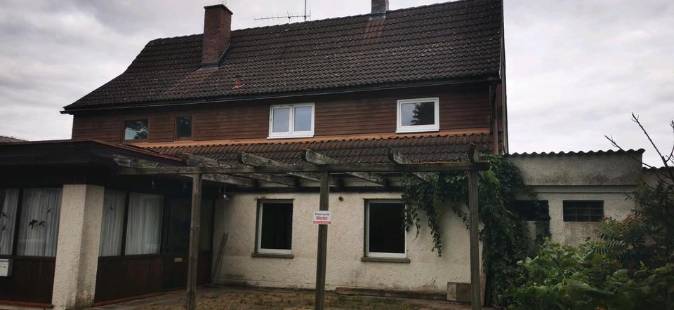 Thumbnail-Einfamilienhaus mit viel Potenzial miete gegen Renovierung