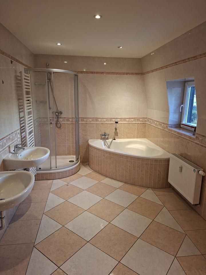 Thumbnail-Exklusive 4-Raum-Maisonettewohnung in Rochlitz – Wohnen mit Stil und viel Platz!