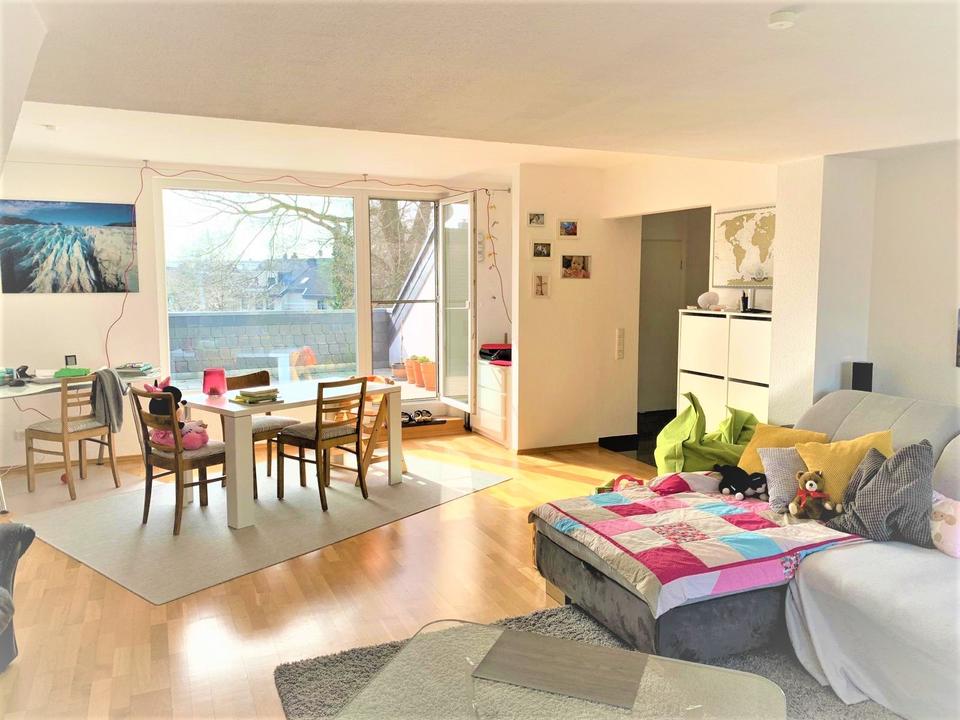 Thumbnail-### charmante 3 Zi.-Whg mit Terrasse, EBK, Parkett + Möbel