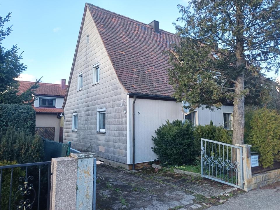 Thumbnail-Charmante Doppelhaushälfte mit großem Garten in ruhiger Lage