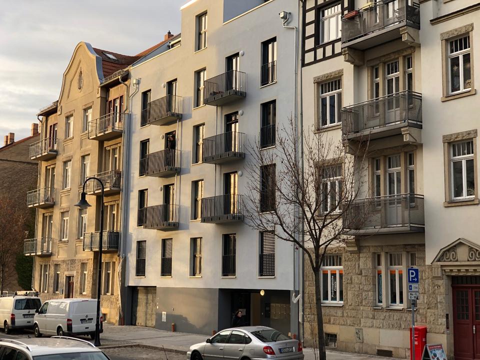 Thumbnail-Helle 3-Raum-Wohnung mit Einbauküche und 2 Balkonen