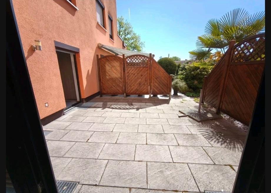 Thumbnail-Ebenerdige 3,5 Zimmer-EG-Wohnung inkl, Sonnenterrasse und Küche