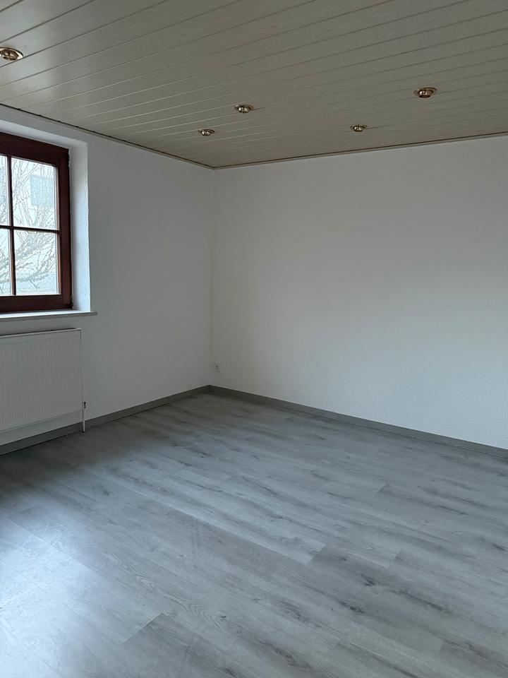 Thumbnail-Renovierte 2-Zimmer Wohnung in Fürstenzell zu vermieten