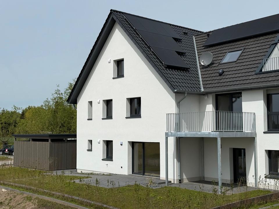 Thumbnail-Moderne, kernsanierte 2,5-Zi Whg. EBK 