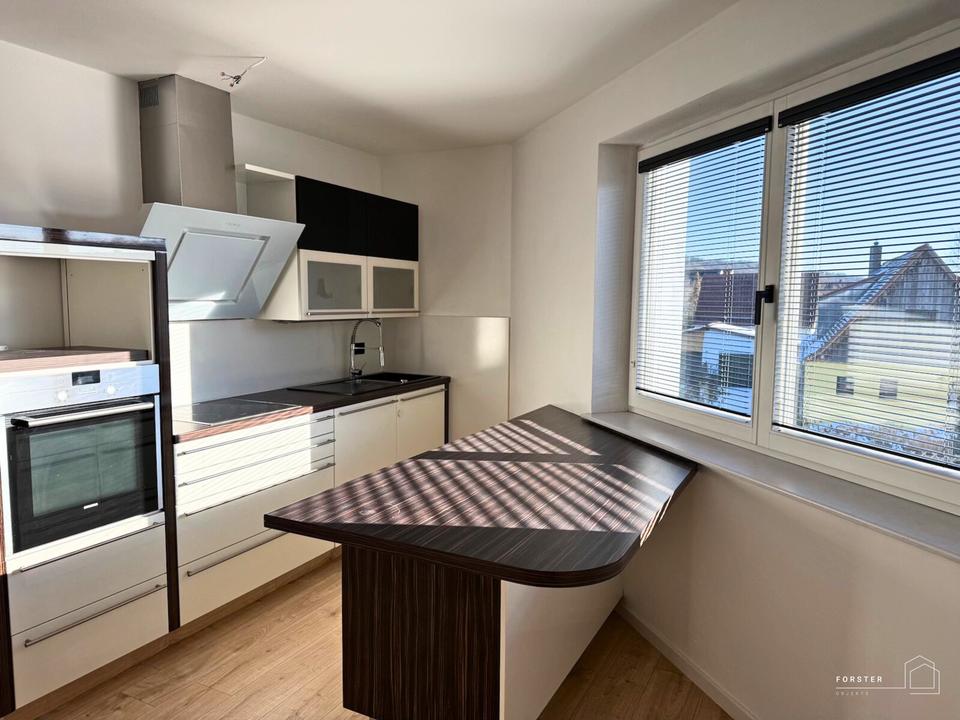 Thumbnail-Renovierte 3-Zimmer-Wohnung in Kelheim mit Dachterasse