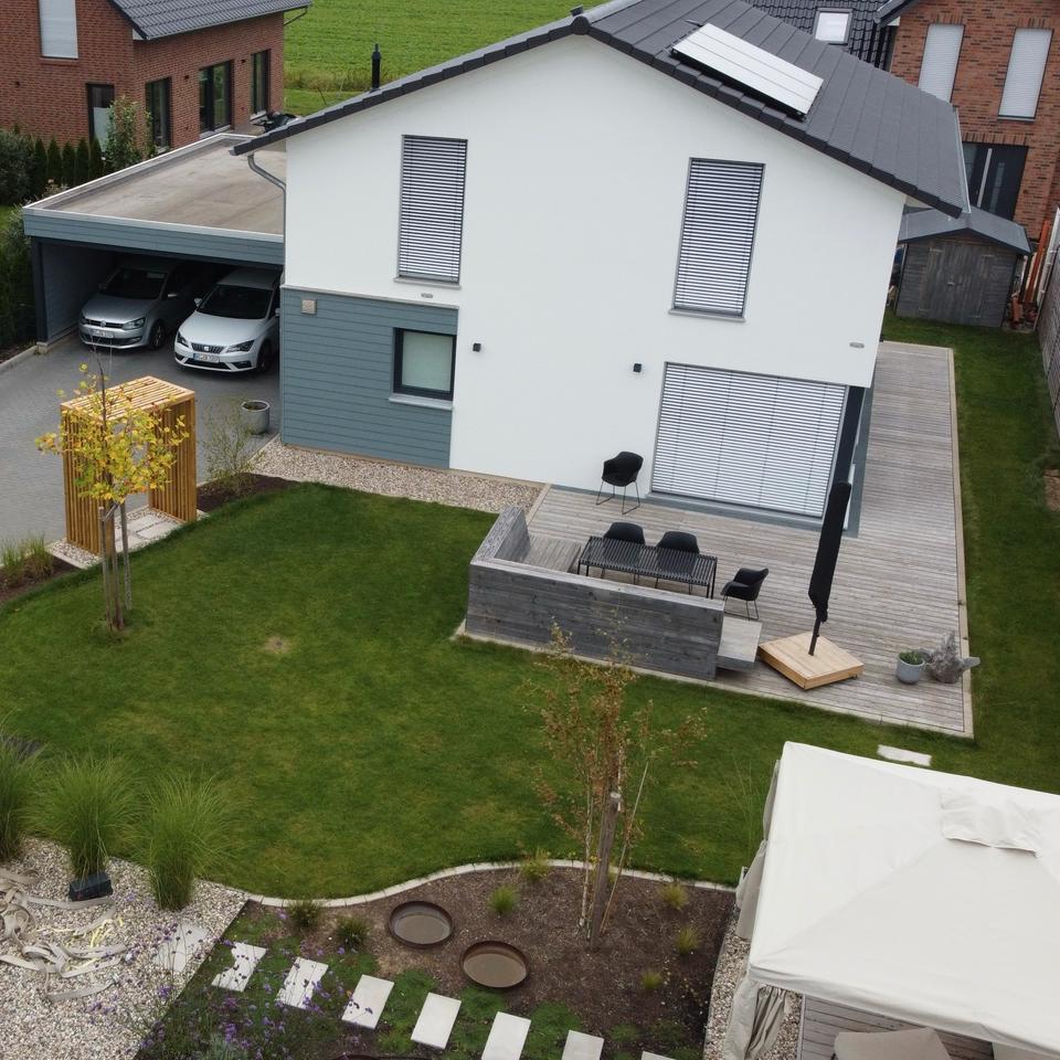 Thumbnail-Einfamilienhaus mit Doppelcarport und Garten in Holle