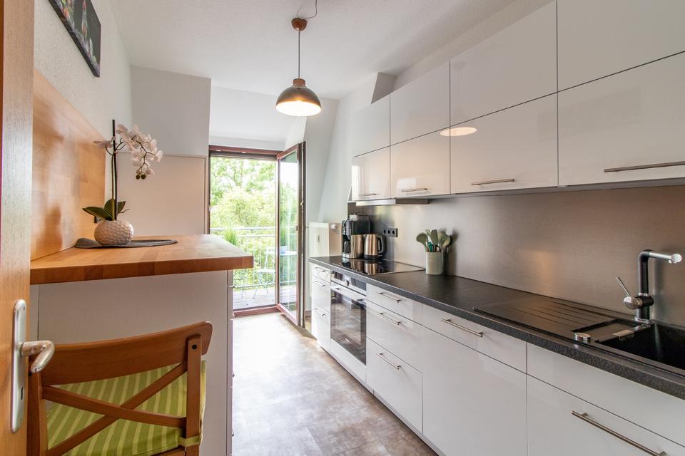 Thumbnail-von privat ab 1.3.26: schöne kompakte 3-Zi-Whg im 3. OG m. Balkon