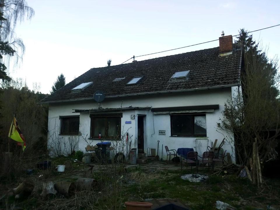 Thumbnail-Geräumiges, preiswertes 12-Raum-Mehrfamilienhaus in Lederbach