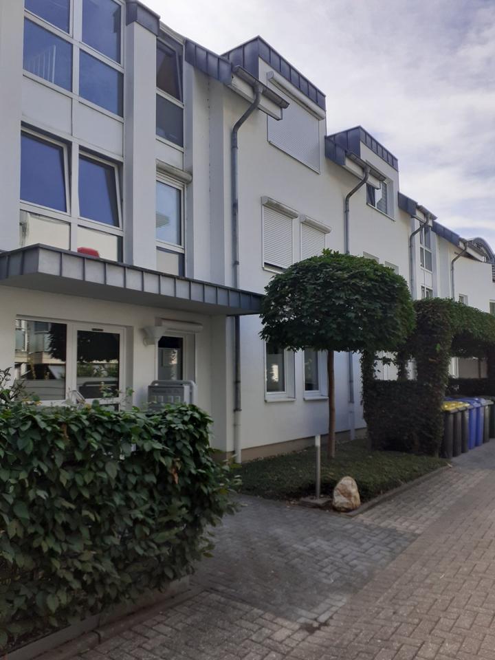 Thumbnail-3-Zimmer Maisonette-Wohnung mit Balkon in Düren Rölsdor WM-1260€