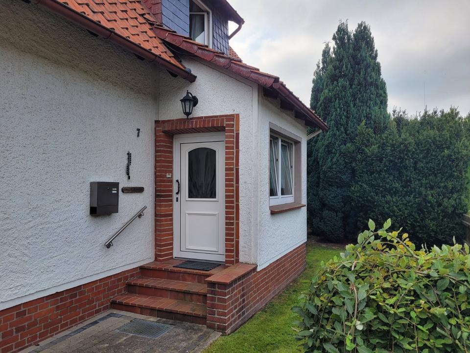 Thumbnail-EFH in Bergen Vollkeller, Nebengebäude, Garage, 773 qm Grundstück