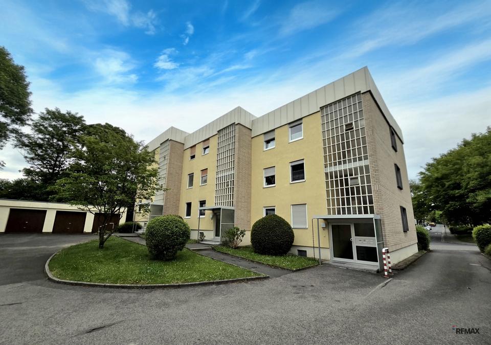 Thumbnail-4-Zimmer-Wohnung in guter Lage, mit Balkon, frisch renoviert & sofort bezugsbereit