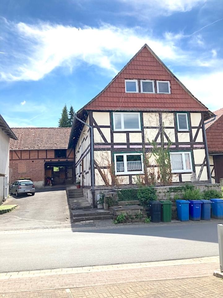 Thumbnail-Mehrfamilienhaus + Nebengebäude und Baugrundstück