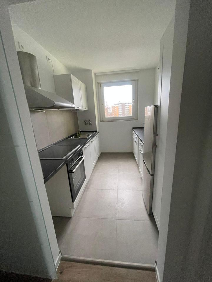 Thumbnail-Erstbezug nach Renovierung: 3 Zimmer, EBK, XXL-Balkon, Aufzug, Stellplatz, Nähe Main