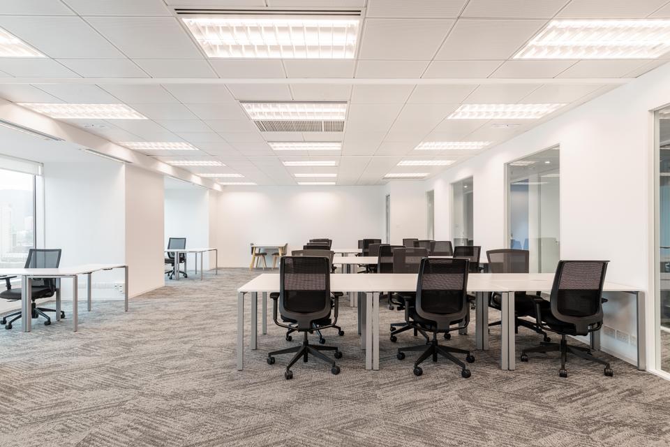 Thumbnail-Großraumbüros für 15 Personen in Regus Aircargo Businesspark