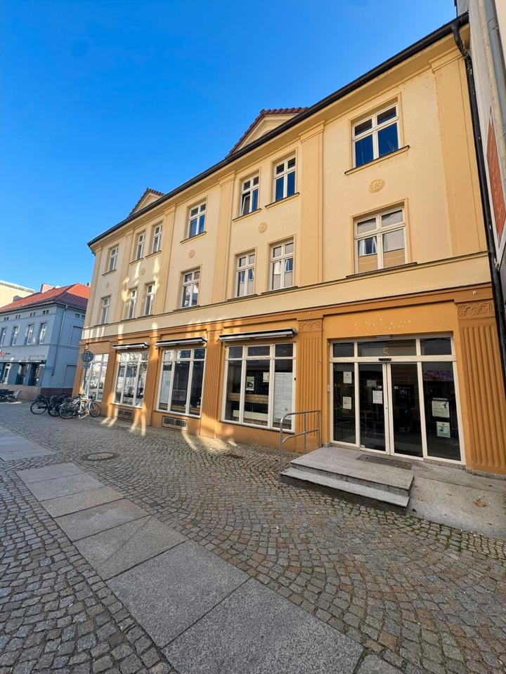 Thumbnail-attraktive Gewerbefläche im Herzen von Senftenberg, direkt am Markt
