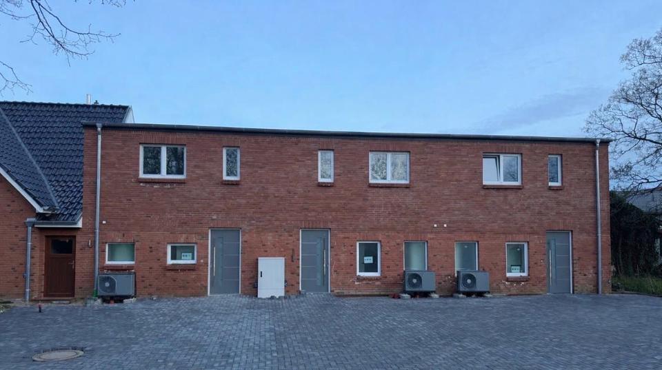 Thumbnail-Reihenhaus Erstbezug Terasse und Garten Neubau & Wärmepumpe