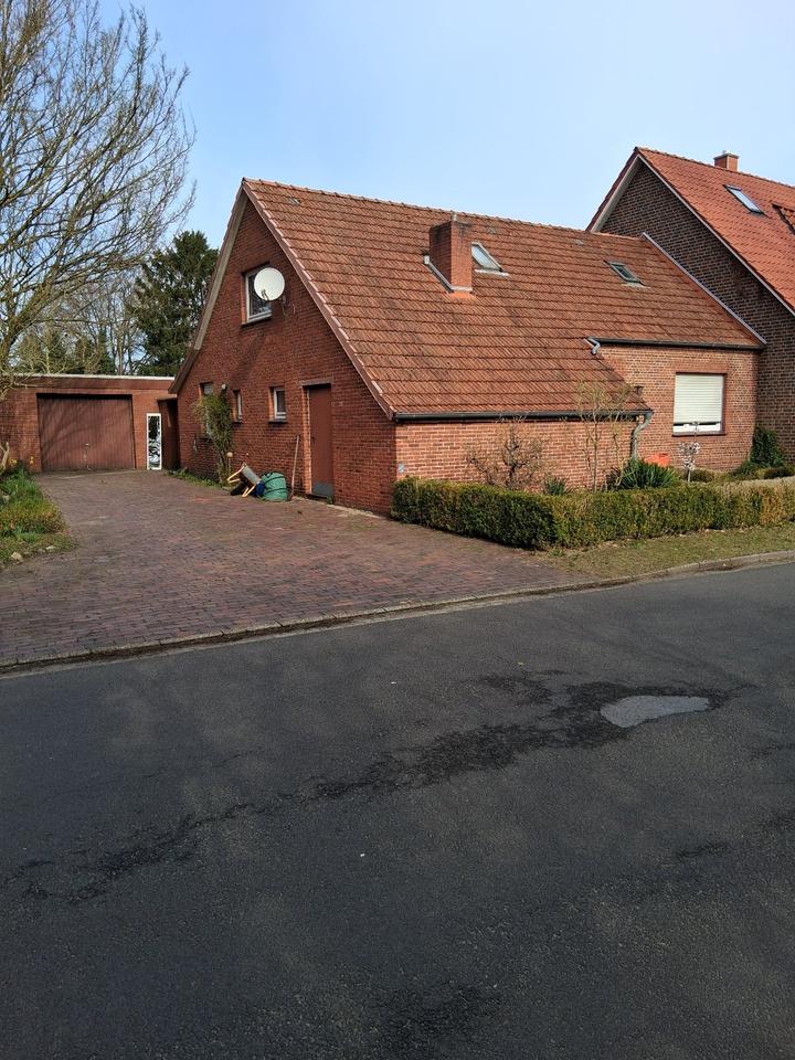 Thumbnail-älteres Wohnhaus mit Garage in Uplengen-Remels