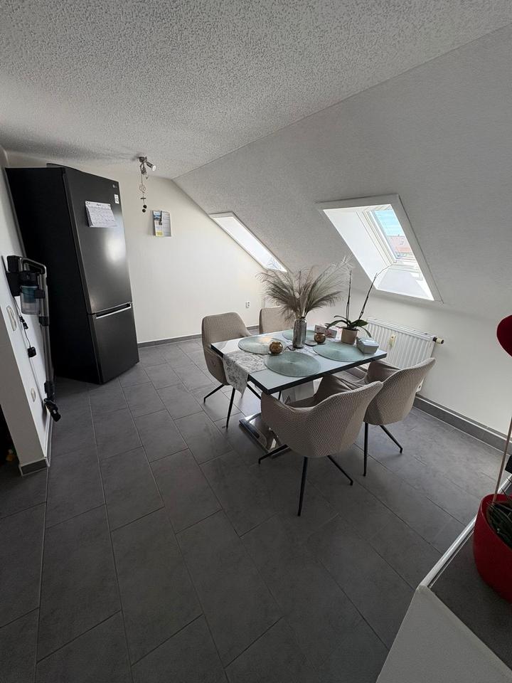 Thumbnail-Charmante Dachgeschosswohnung in Siedlungslage