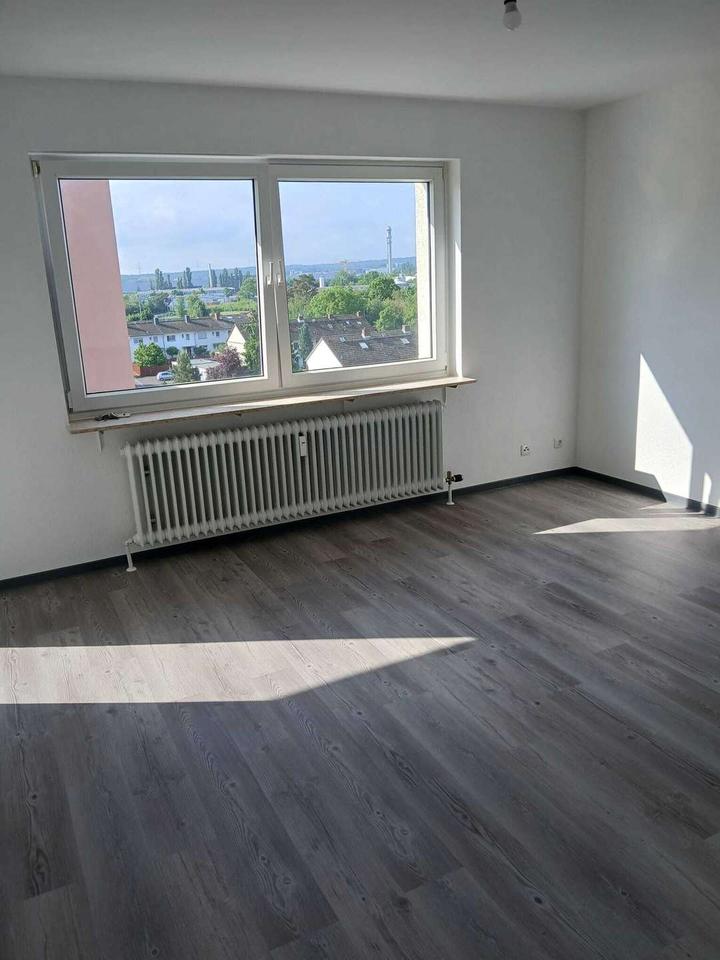 Thumbnail-Neu renovierte 2-Zimmer-Wohnung mit Balkon in Dietzenbach