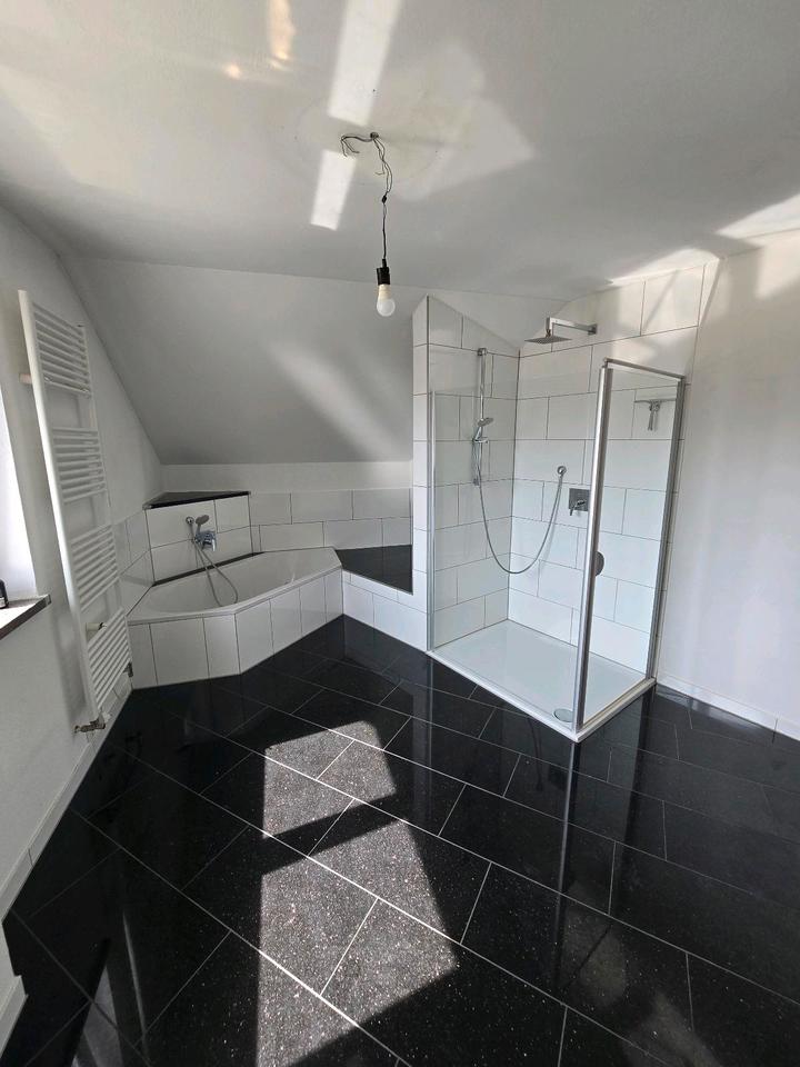 Thumbnail-Große, helle 3,5 Zimmer Wohnung