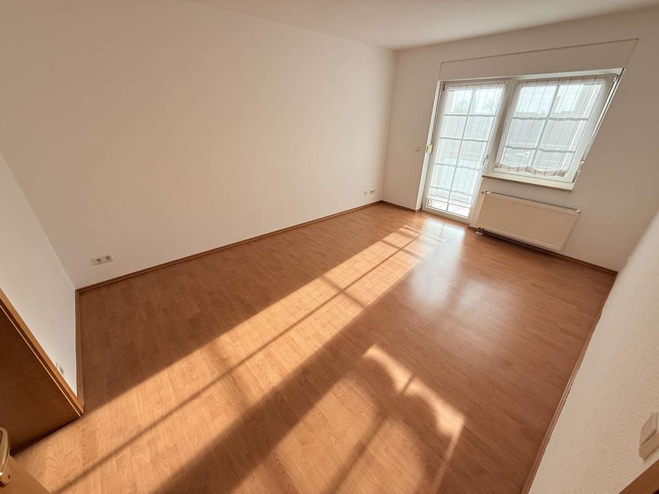 Thumbnail-Dachgeschosswohnung mit Balkon