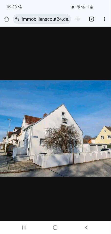 Thumbnail-vollständig moderniserte DHH mit 5 Zimmer, 2 Garagen