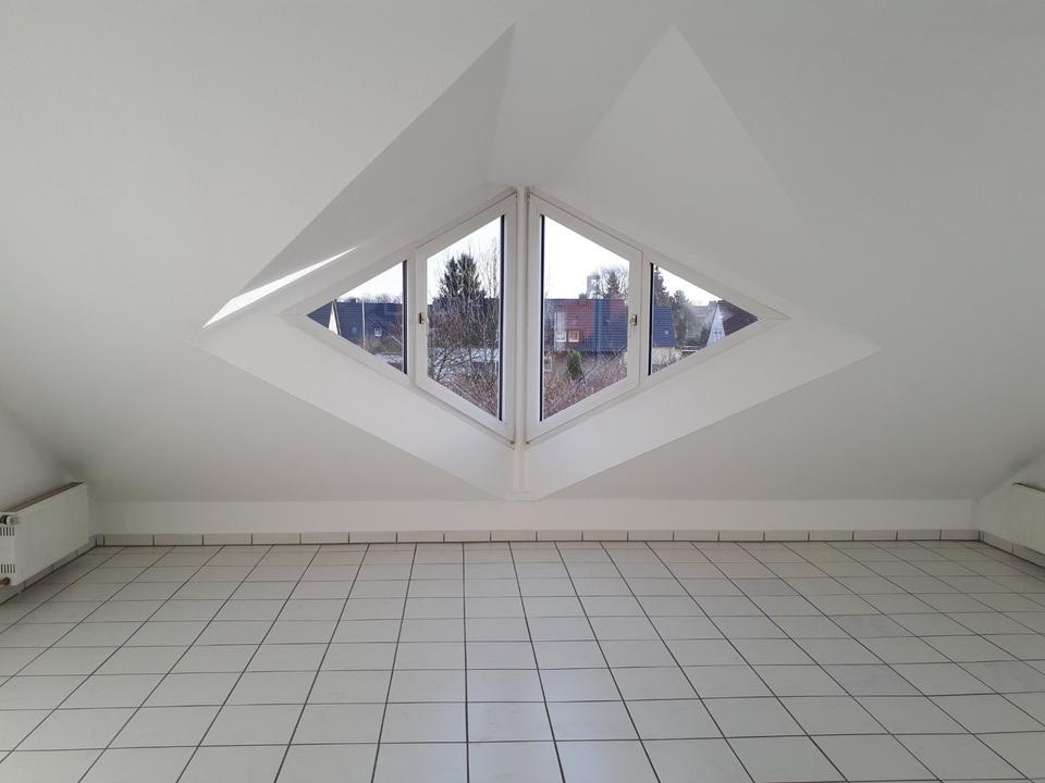 Thumbnail-Helle 2,5 Zimmer Dachgeschosswohnung in Marl, zentrale Lage