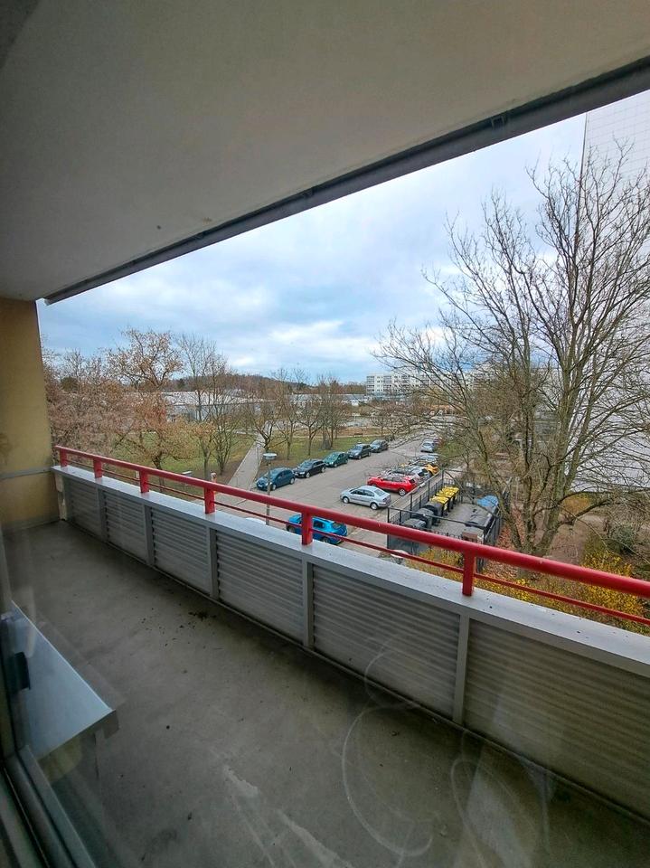 Thumbnail-Traumhafte Wohnung mit großem Balkon in ruhiger Lage
