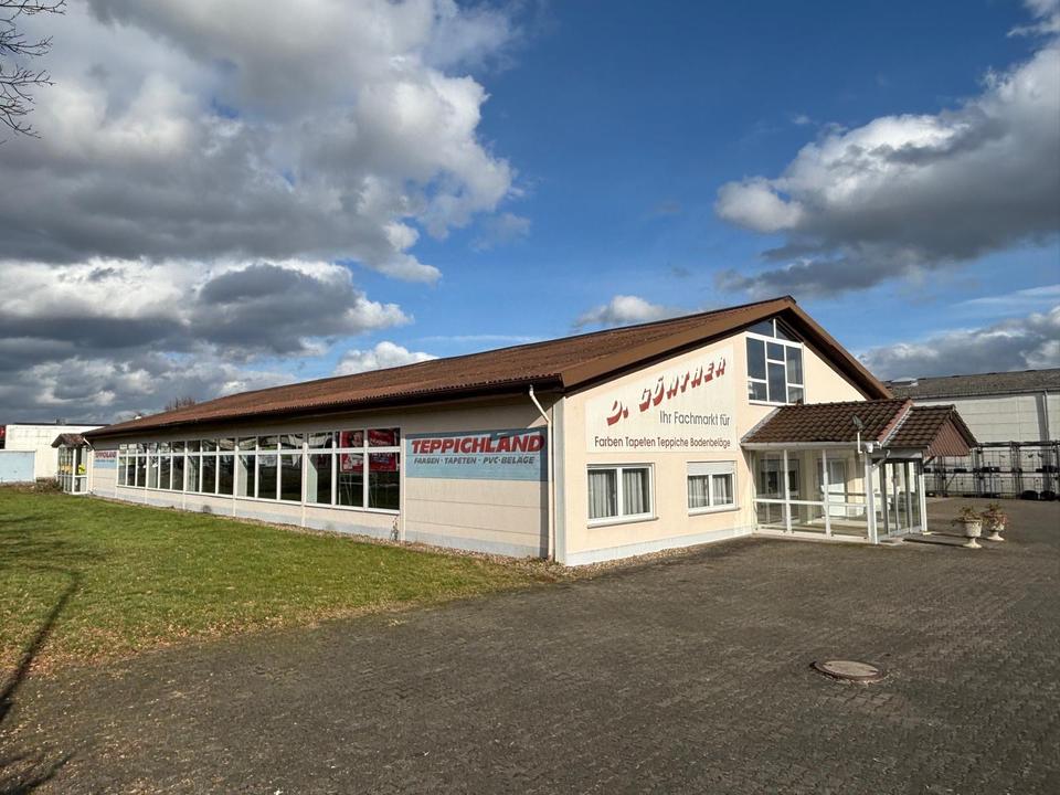 Thumbnail-REPRÄSENTATIVE GEWERBEHALLE IN ABSOLUTER TOPLAGE