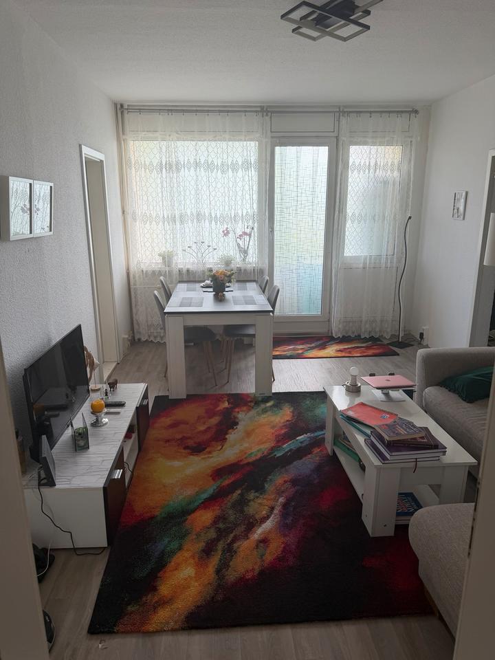 Thumbnail-WG frei Zimmer