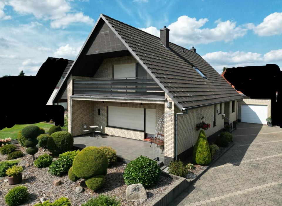 Thumbnail-Sehr gepflegtes großes Einfamilienhaus, Vollkeller von Privat