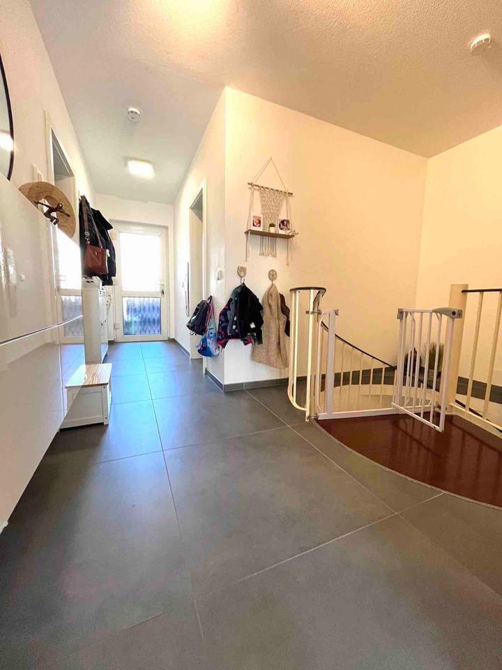 Thumbnail-PROVISIONSFREI: 4 ZKB Eigentumswohnung mit eigenem Garten