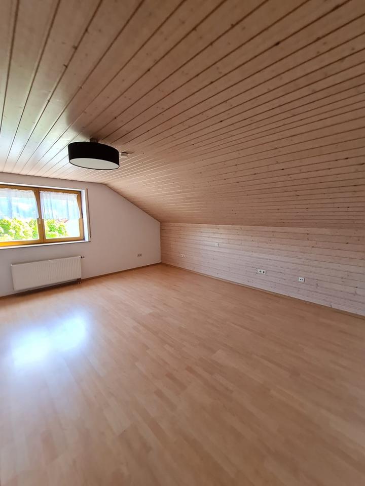 Thumbnail-Drei-Zimmer Wohnung in IgersheimHarthausen zu vermieten
