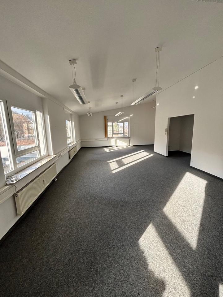 Thumbnail-Gepflegte Bürofläche | 198 qm | 2 Kfz-Stellplätze in toller Lage